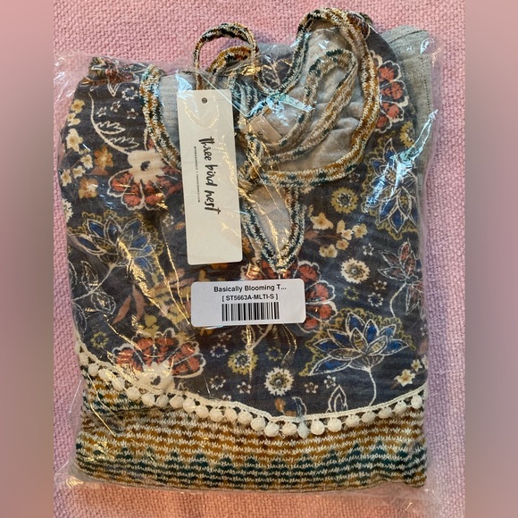 Boho Style LS top from Three Bird Nest - Size Small - NWT - Picture 11 of 16